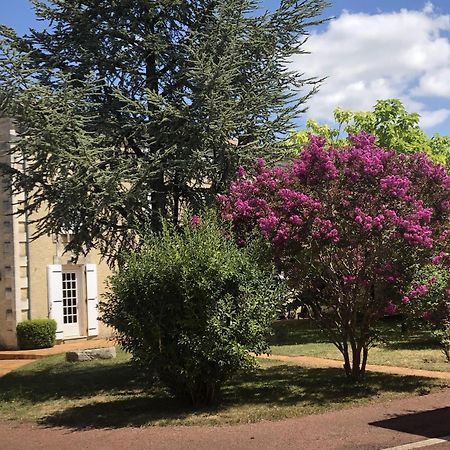 Bed and Breakfast The Cool Lounge A Coulonges - Charente Exterior foto